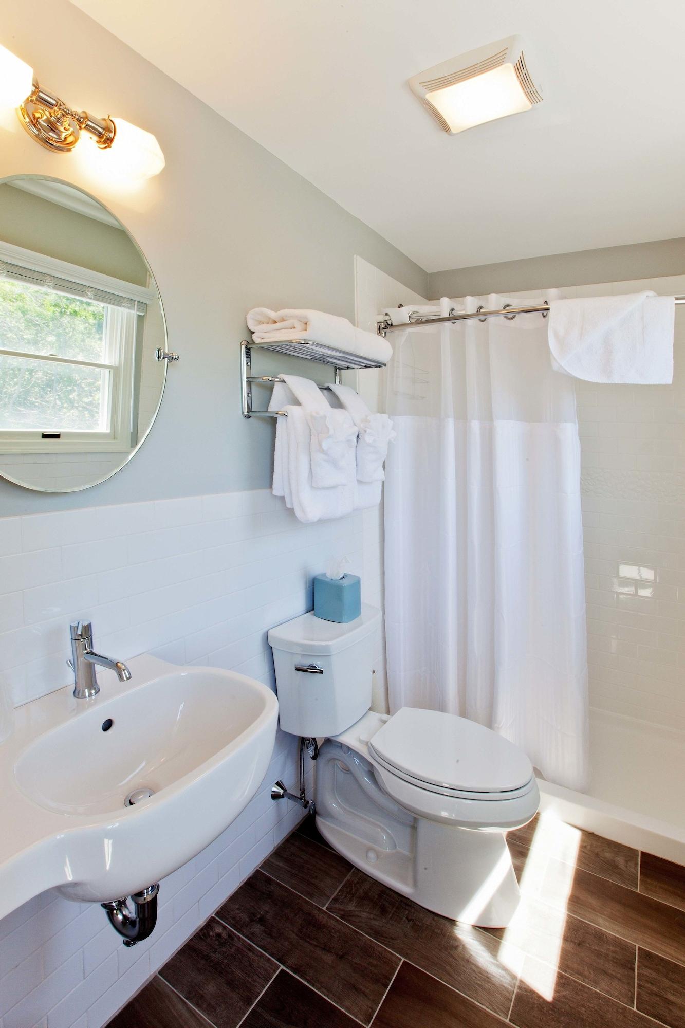 The Seaglass Inn & Spa Provincetown Eksteriør billede